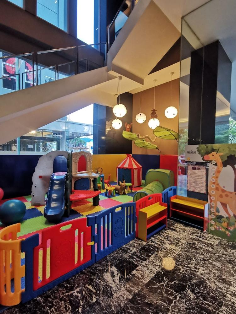 The Premiere Hotel Pekanbaru Extérieur photo