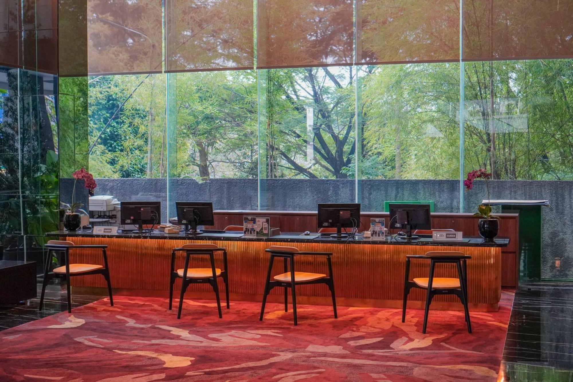 The Premiere Hotel Pekanbaru Extérieur photo