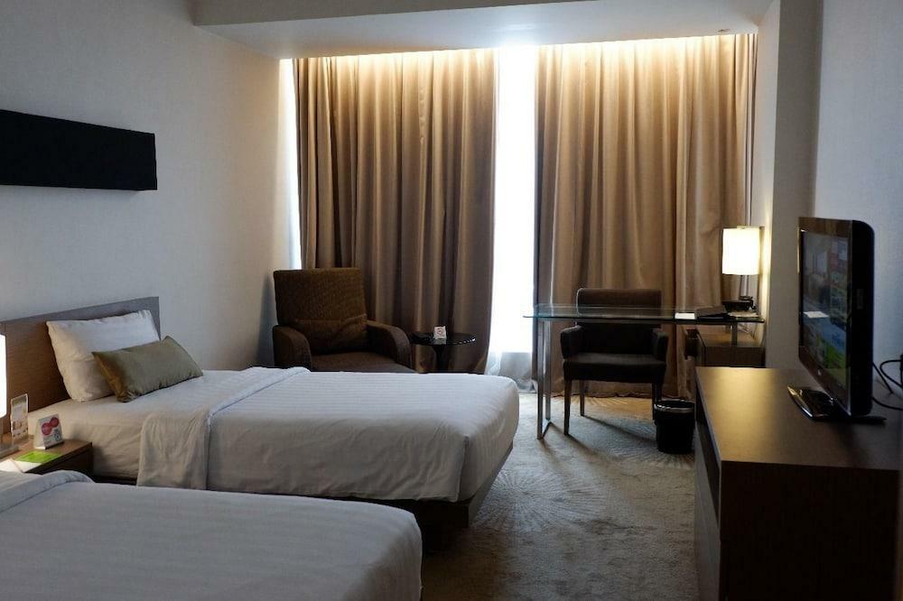 The Premiere Hotel Pekanbaru Extérieur photo